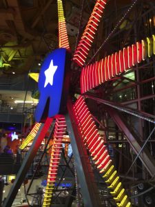 Times Square, Toys R Us ferris wheel